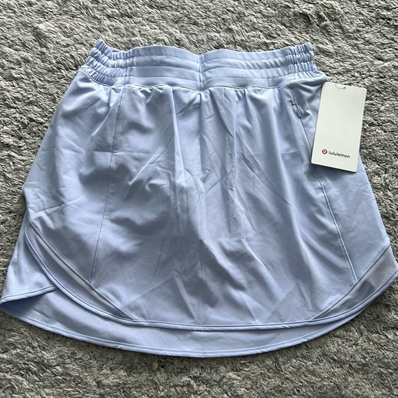 Lululemon Hotty Hot High-Rise Skirt LONG Pastel Blue Size 8 - Picture 4 of 8